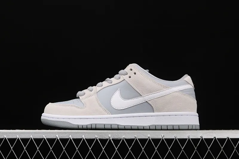 All Categories Nk SB Dunk Series Nk SB Dunk Low Low-top Sneakers J Version Nk SB Dunk Low Trd Joint Arctic Fox Top Layer Trendy Casual Skateboard Shoes AR0778-110